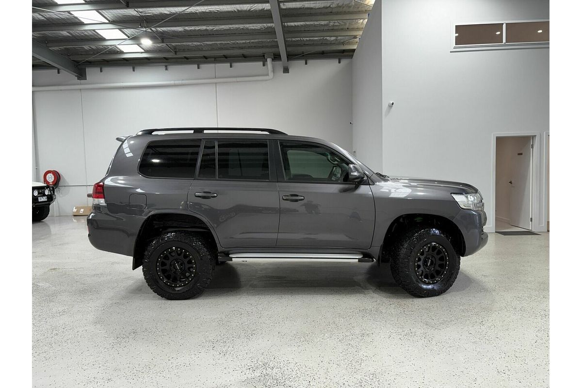 2016 Toyota Landcruiser GXL VDJ200R