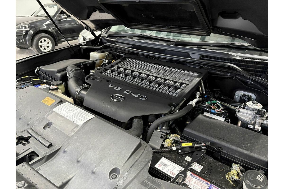 2016 Toyota Landcruiser GXL VDJ200R