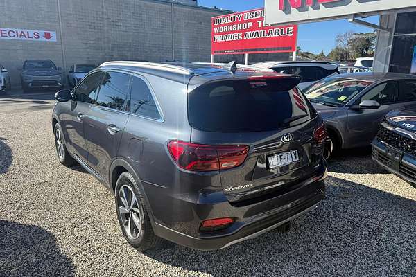 2019 Kia Sorento SLi UM