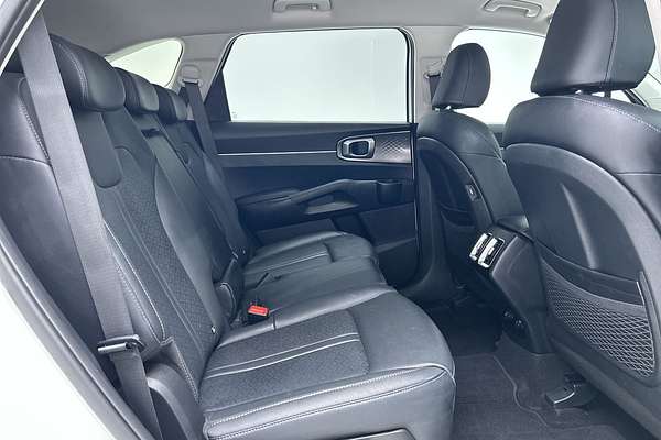 2022 Kia Sorento S MQ4