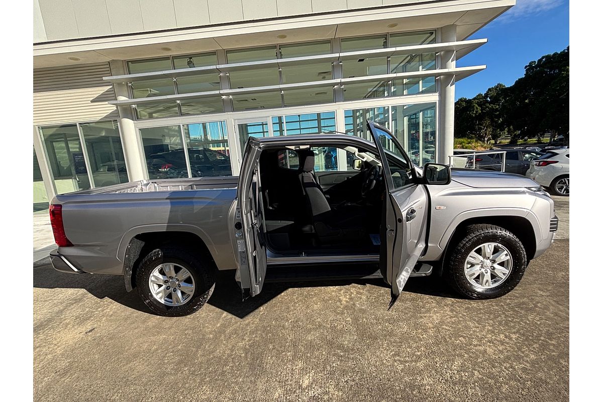 2025 Mitsubishi Triton GLX+ MV 4X4