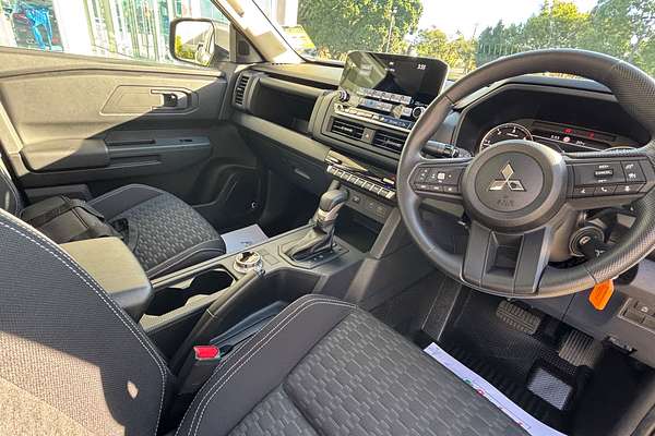2025 Mitsubishi Triton GLX+ MV 4X4