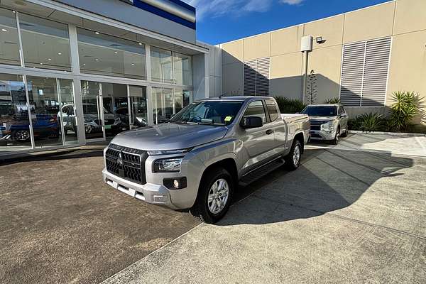 2025 Mitsubishi Triton GLX+ MV 4X4
