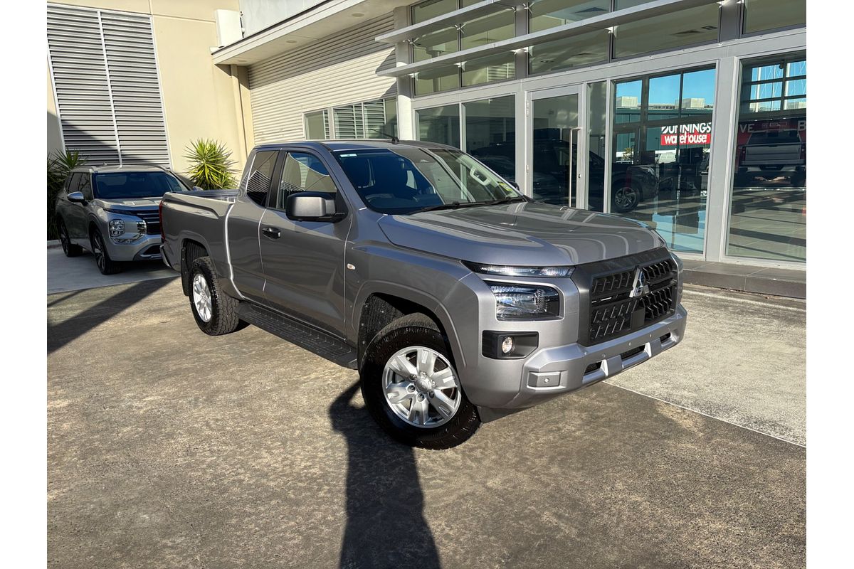 2025 Mitsubishi Triton GLX+ MV 4X4