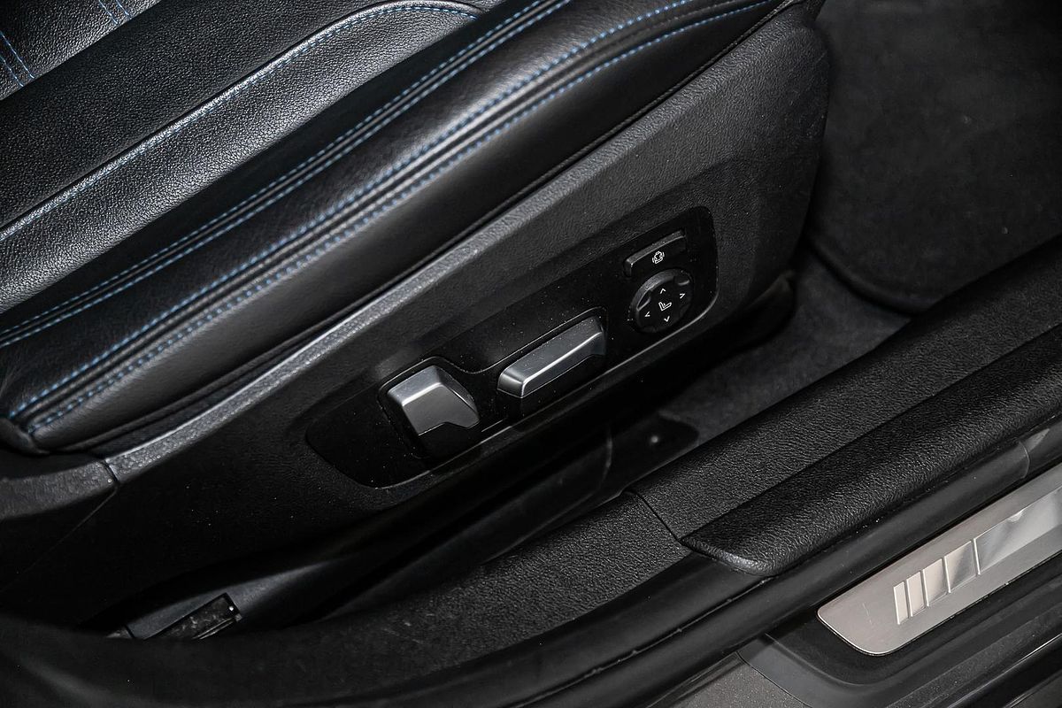2020 BMW 3 Series 330i M Sport G20