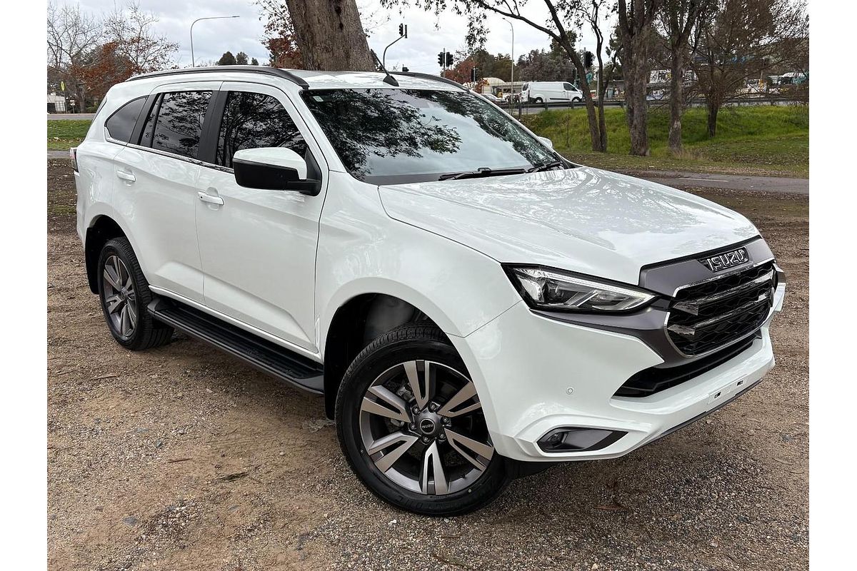 2023 Isuzu MU-X LS-T