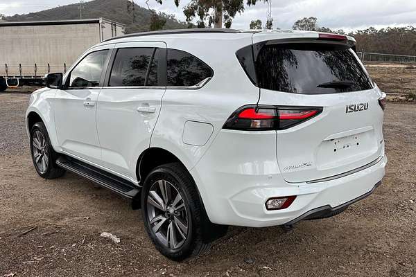 2023 Isuzu MU-X LS-T