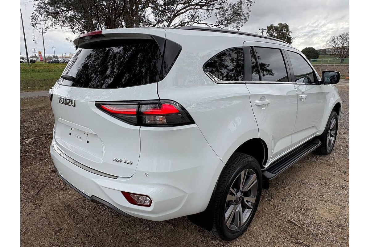 2023 Isuzu MU-X LS-T