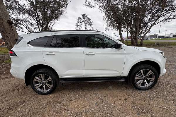 2023 Isuzu MU-X LS-T