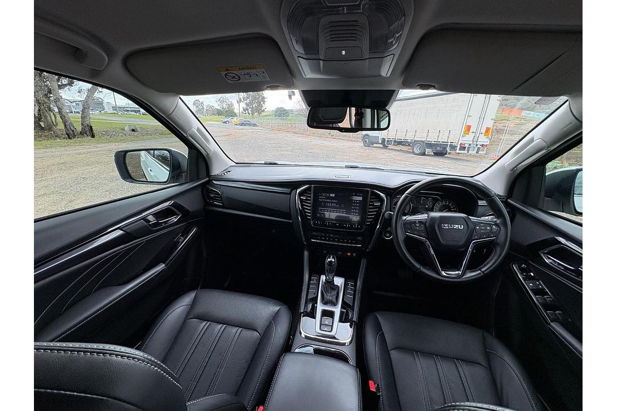 2023 Isuzu MU-X LS-T