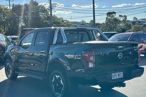 2022 Nissan Navara ST-X D23