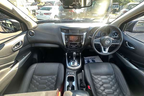 2022 Nissan Navara ST-X D23