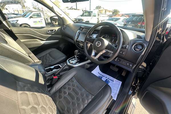 2022 Nissan Navara ST-X D23