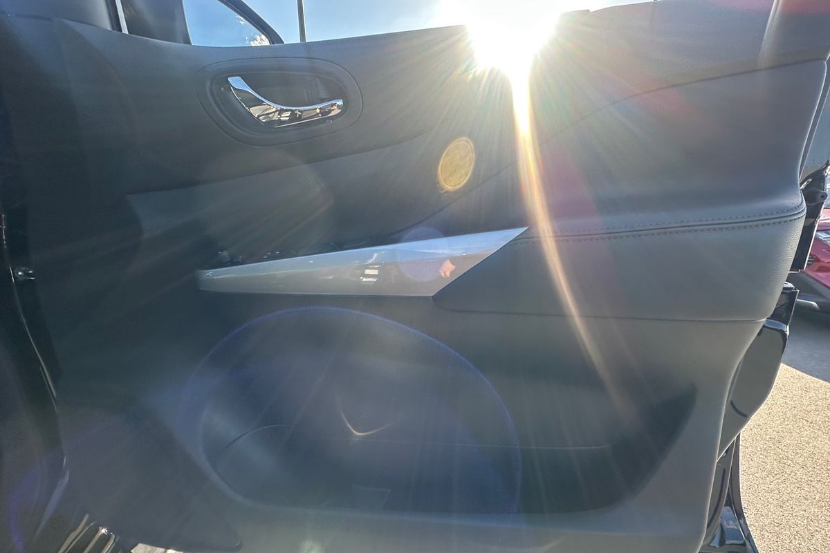 2022 Nissan Navara ST-X D23
