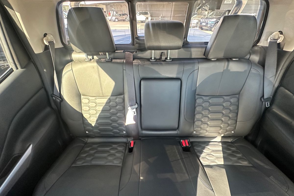 2022 Nissan Navara ST-X D23