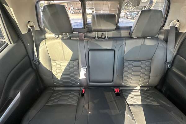 2022 Nissan Navara ST-X D23