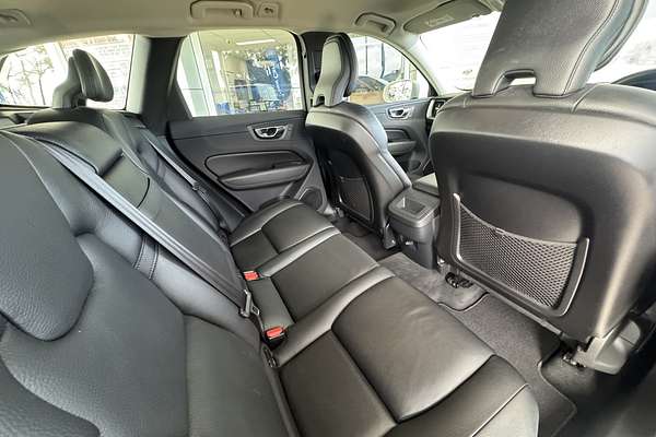 2019 Volvo XC60 D4 Momentum