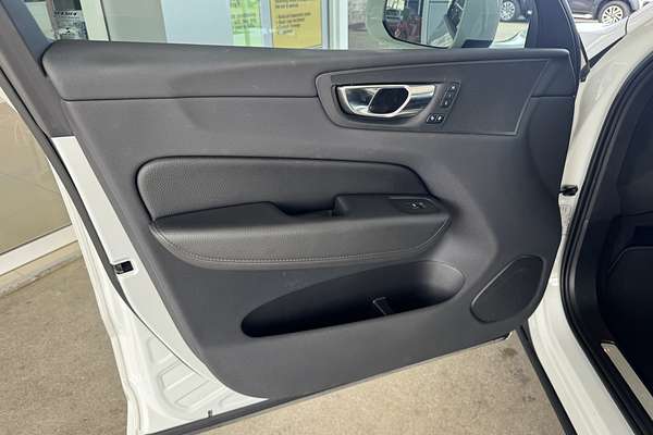 2019 Volvo XC60 D4 Momentum