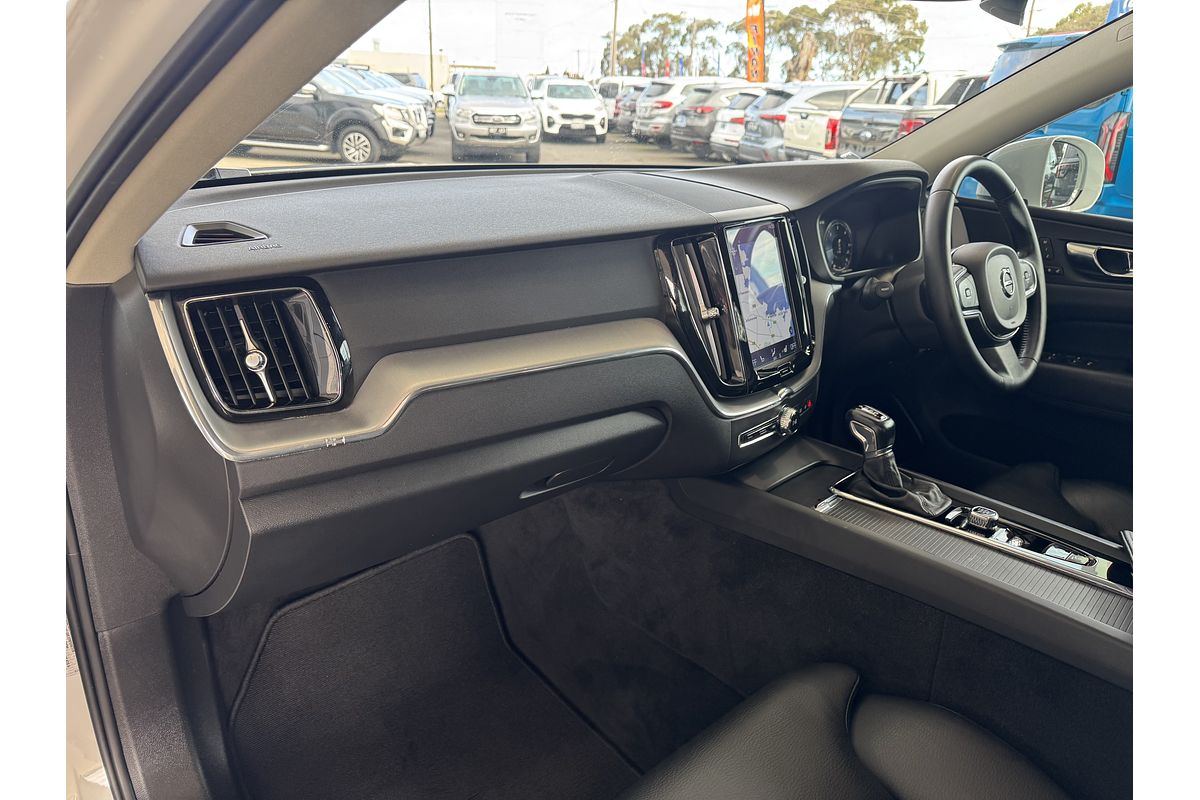 2019 Volvo XC60 D4 Momentum