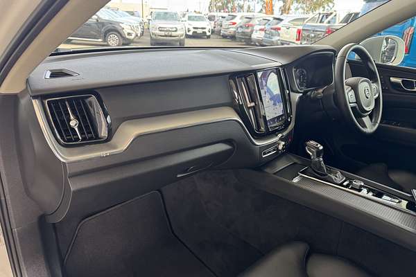 2019 Volvo XC60 D4 Momentum