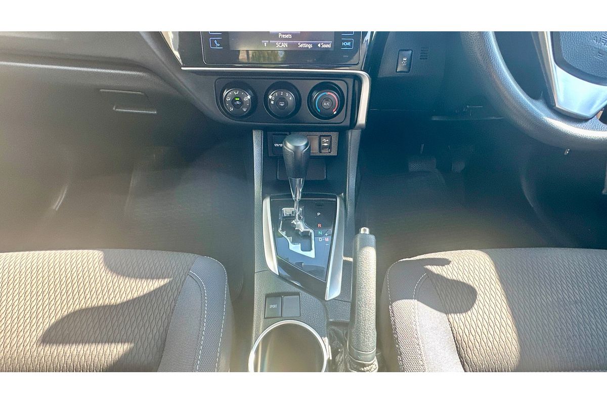 2017 Toyota Corolla Ascent ZRE172R