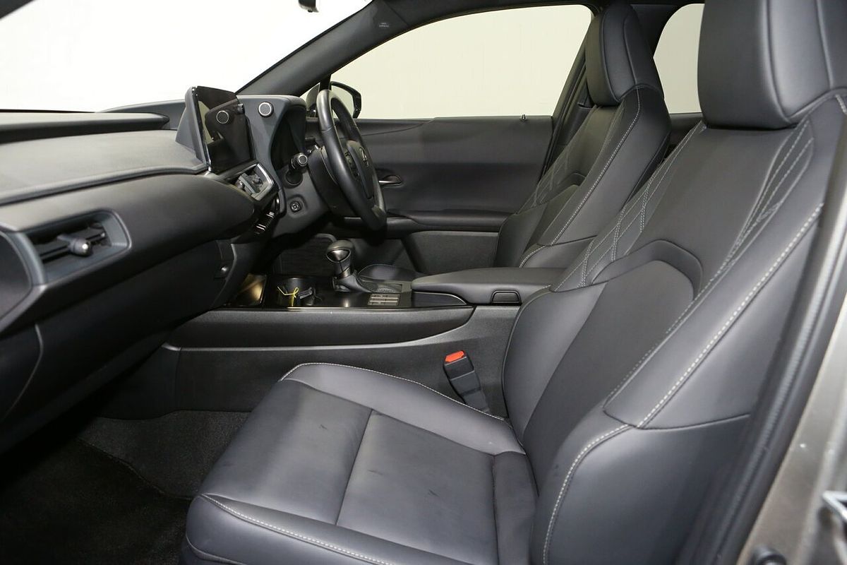 2022 Lexus UX UX250h Luxury MZAH10R