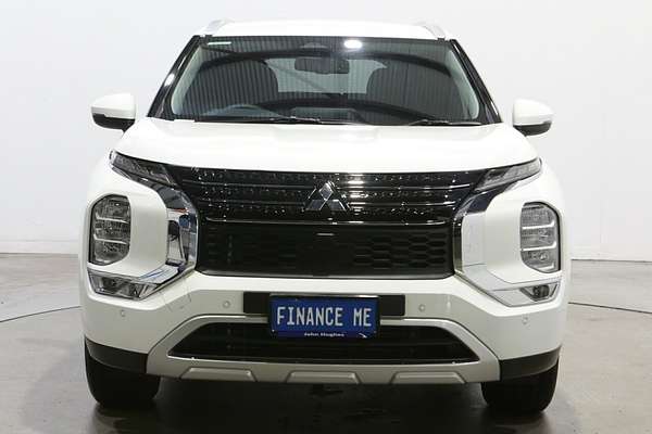 2025 Mitsubishi Outlander LS ZM