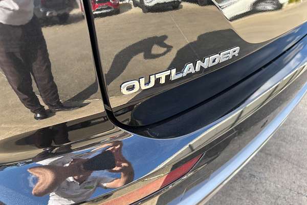 2025 Mitsubishi Outlander Aspire ZM