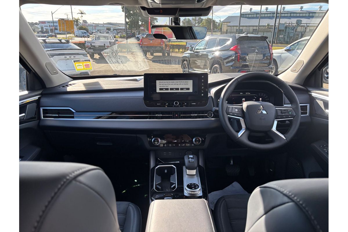 2025 Mitsubishi Outlander Aspire ZM