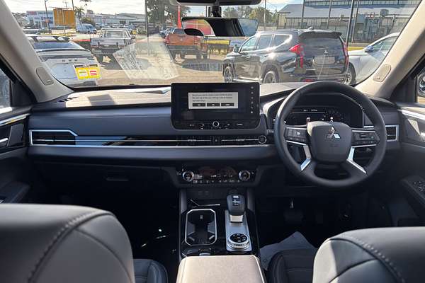2025 Mitsubishi Outlander Aspire ZM