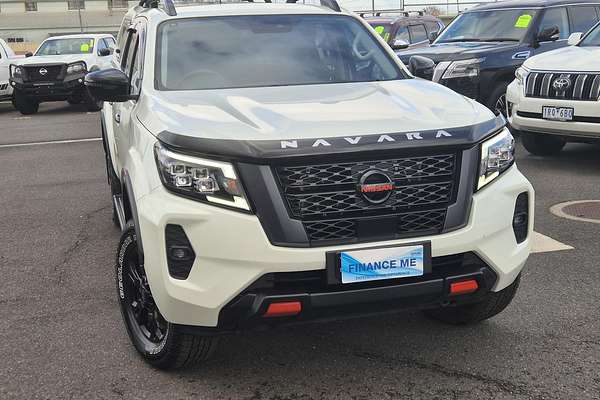 2025 Nissan Navara PRO-4X D23 4X4