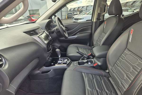 2025 Nissan Navara PRO-4X D23 4X4