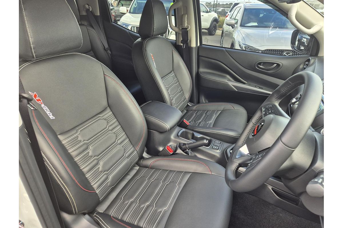 2025 Nissan Navara PRO-4X D23 4X4