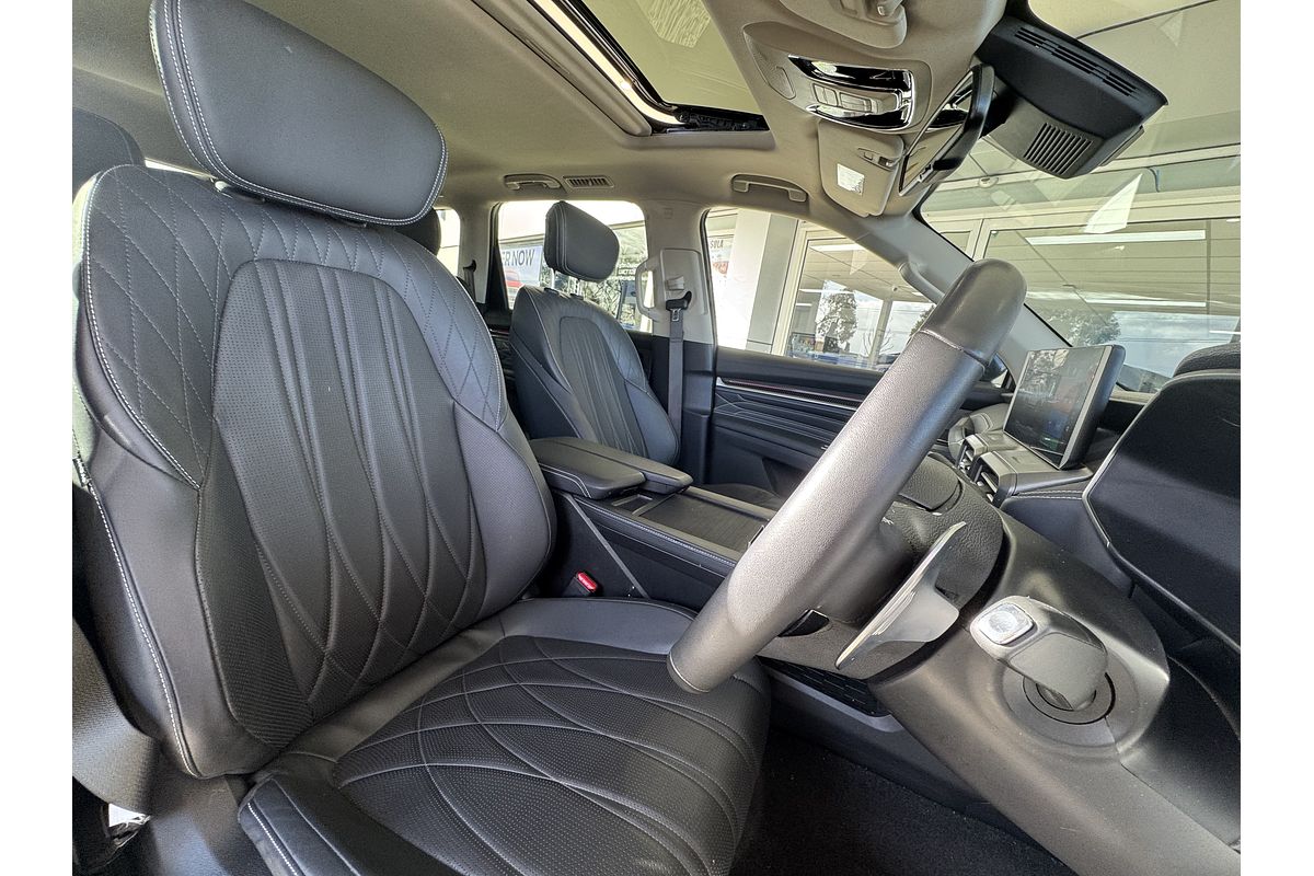 2024 LDV D90 Executive SV9A