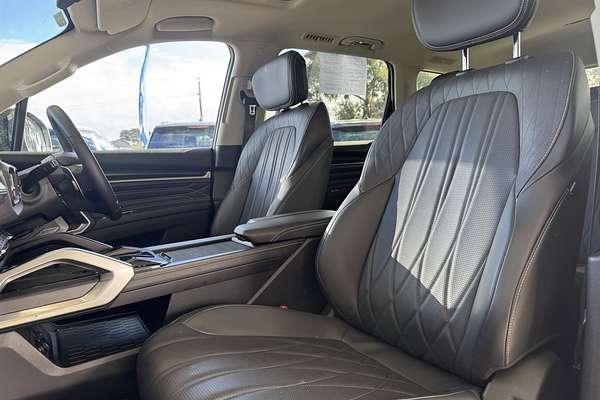 2024 LDV D90 Executive SV9A