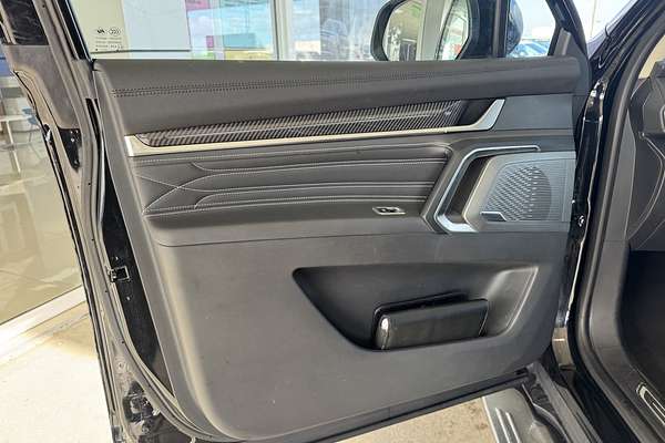 2024 LDV D90 Executive SV9A