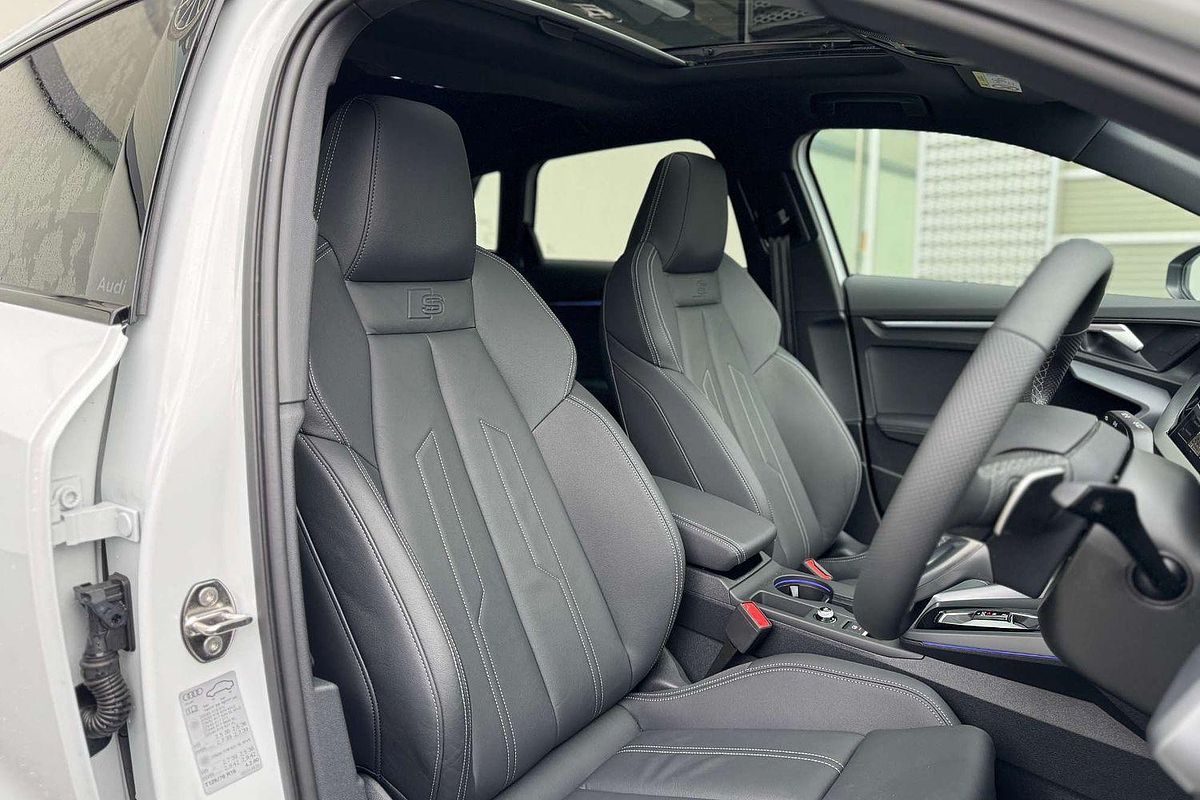 2025 Audi A3 35 TFSI S line GY