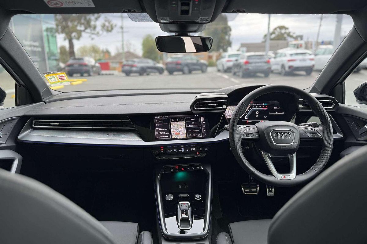 2025 Audi A3 35 TFSI S line GY