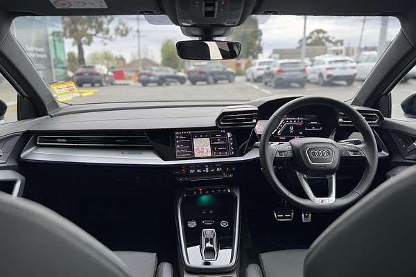 2025 Audi A3 35 TFSI S line GY