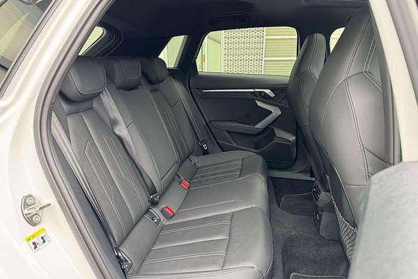 2025 Audi A3 35 TFSI S line GY