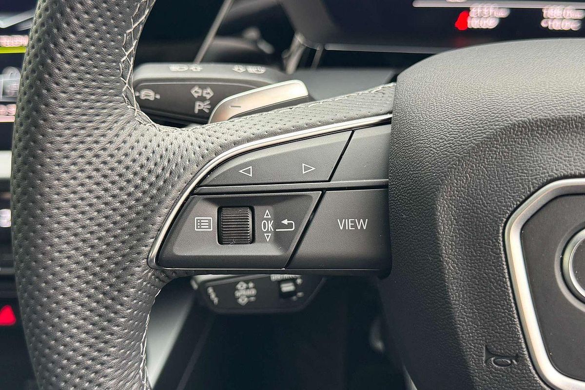 2025 Audi A3 35 TFSI S line GY