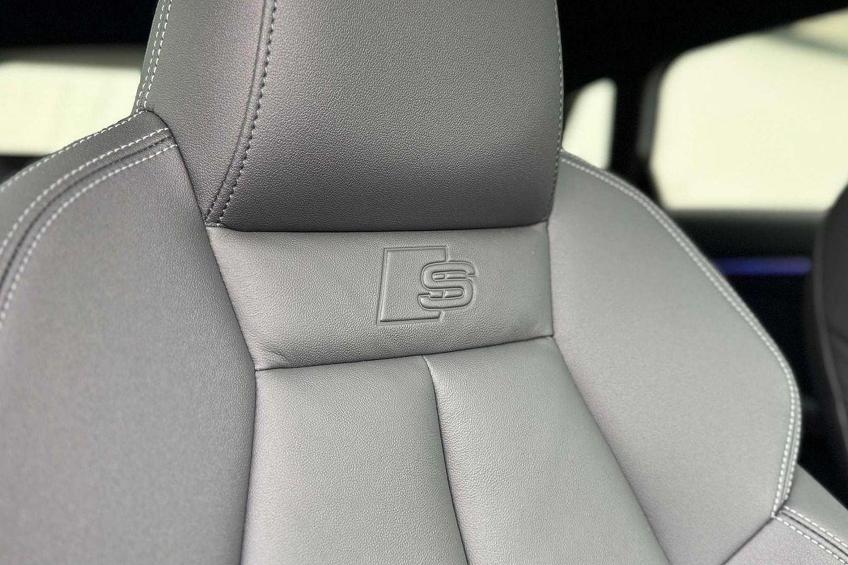 2025 Audi A3 35 TFSI S line GY