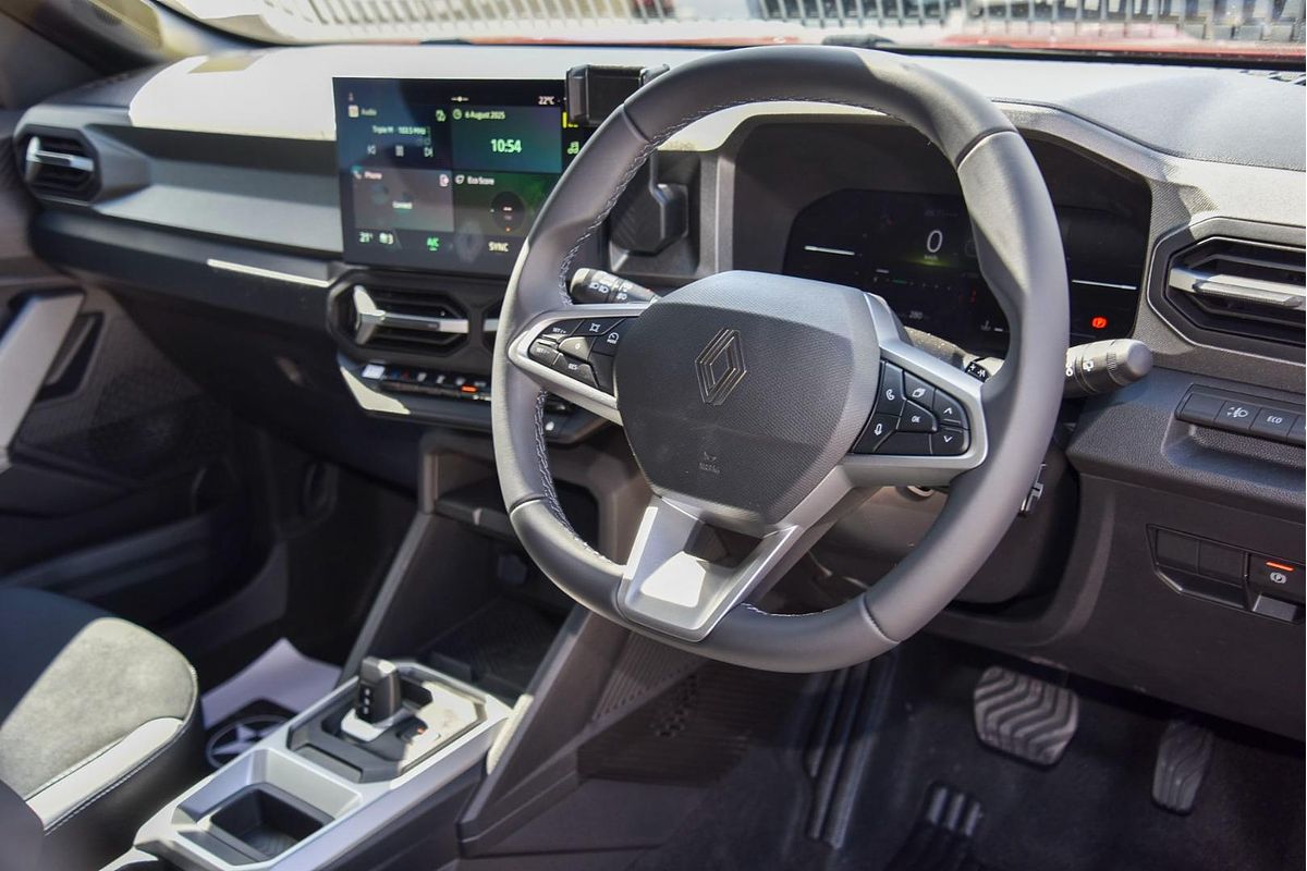 2025 Renault Duster Techno X1311