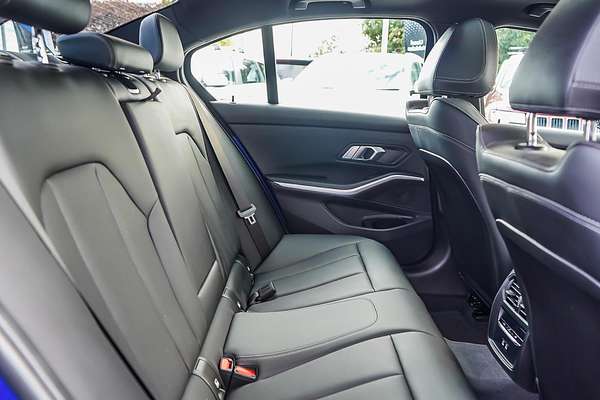 2024 BMW 3 Series 330i M Sport G20 LCI