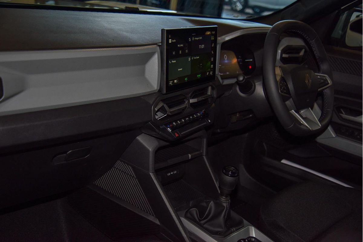 2025 Renault Duster Techno X1311