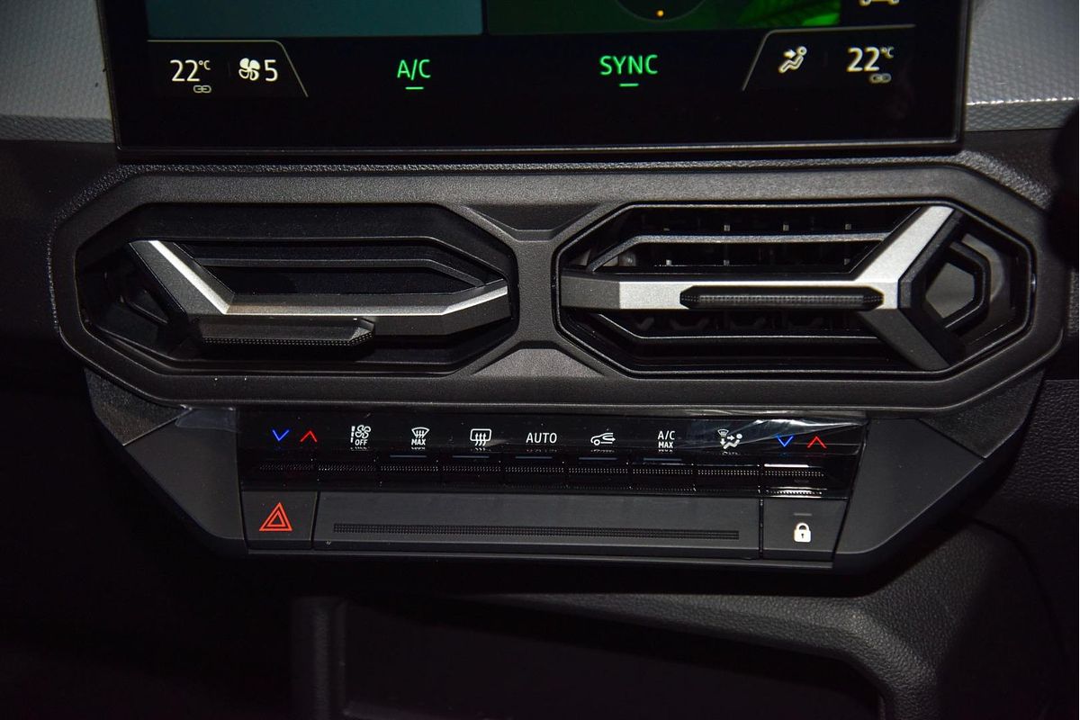 2025 Renault Duster Techno X1311