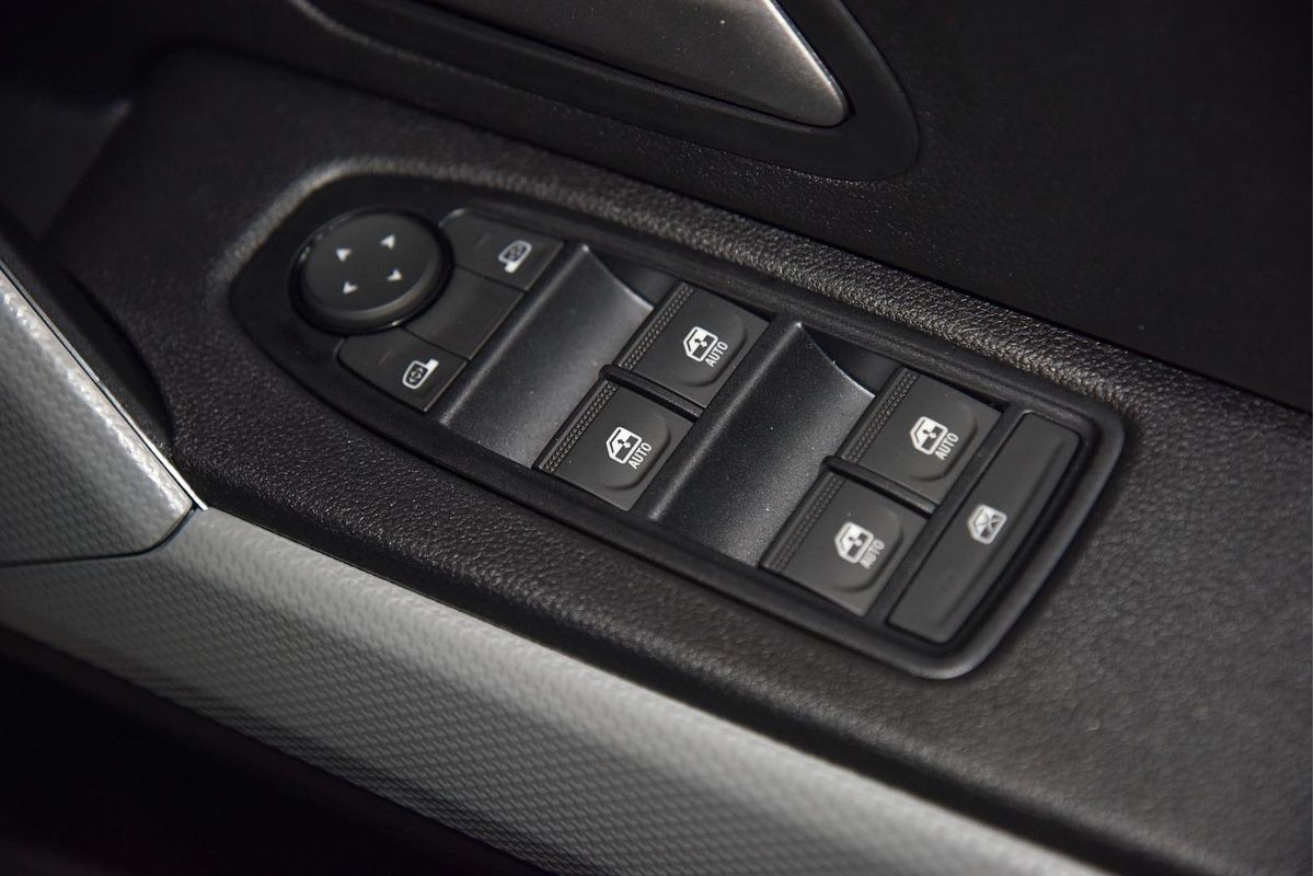 2025 Renault Duster Techno X1311