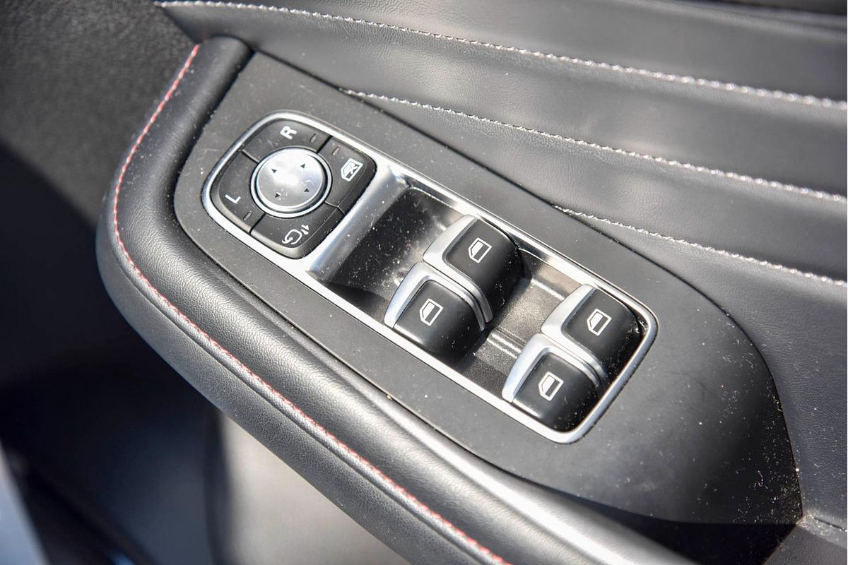 2022 MG HS Plus EV Essence SAS23