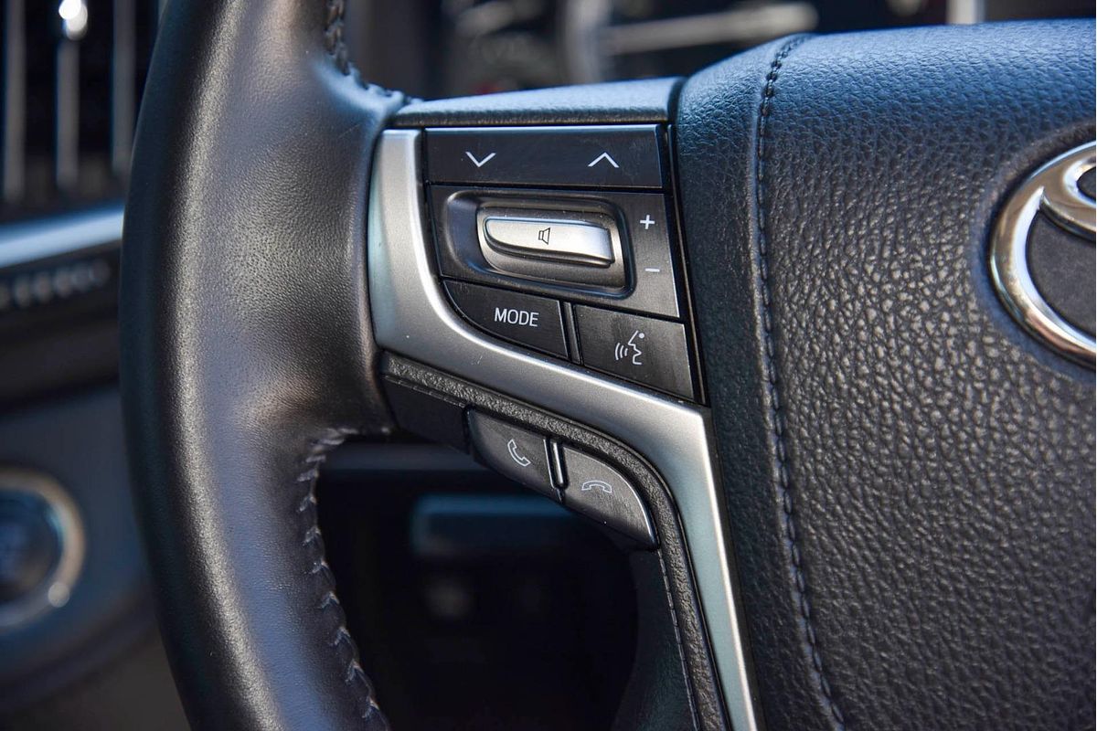 2020 Toyota Landcruiser VX VDJ200R