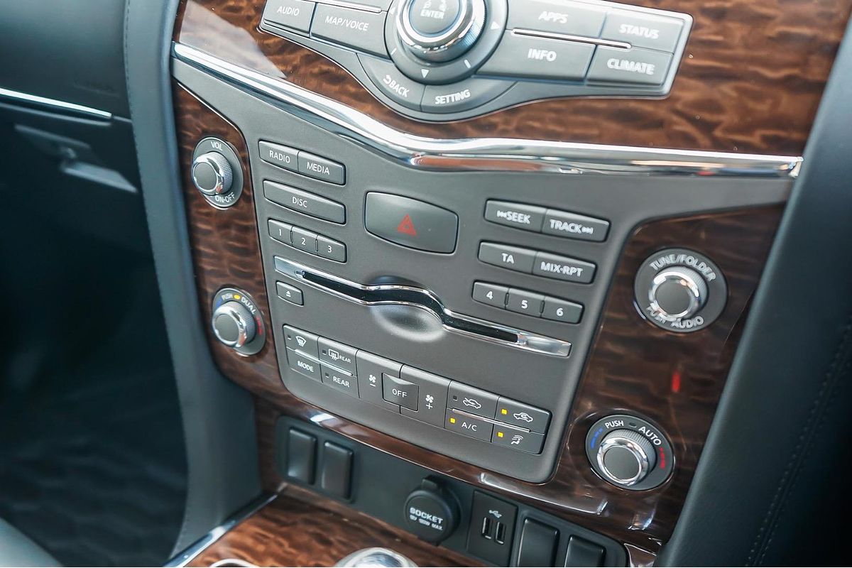 2023 Nissan Patrol Ti Y62